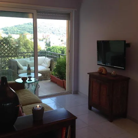 Apartment Madreperla - *